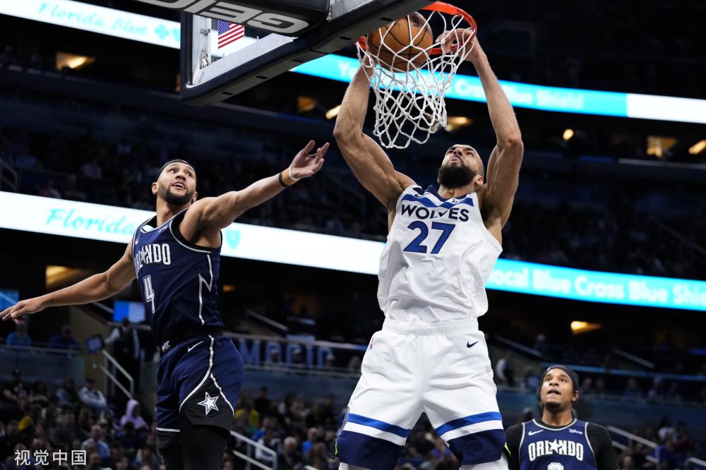 后卫线在高 后卫线在高